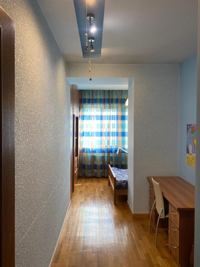 City Center Cute Flat 3 Rooms Ереван Екстериор снимка